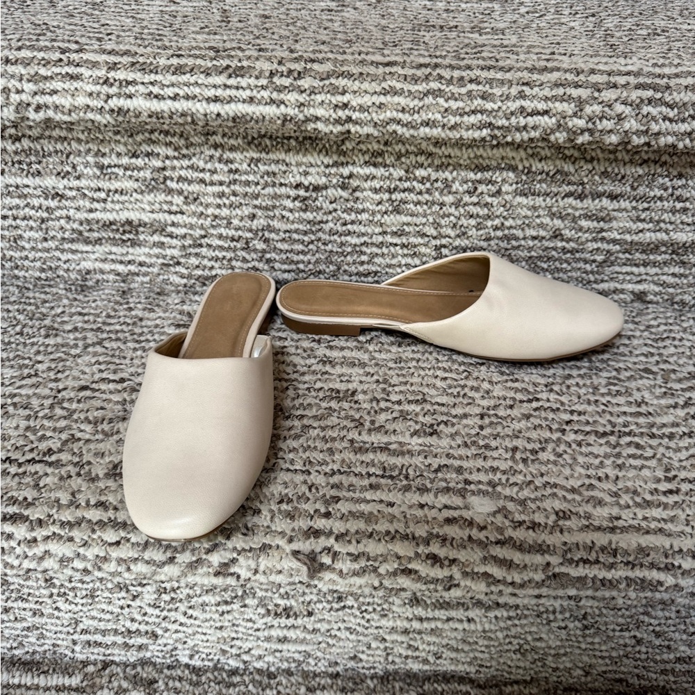 Women’s Universal Thread Mules - image 2